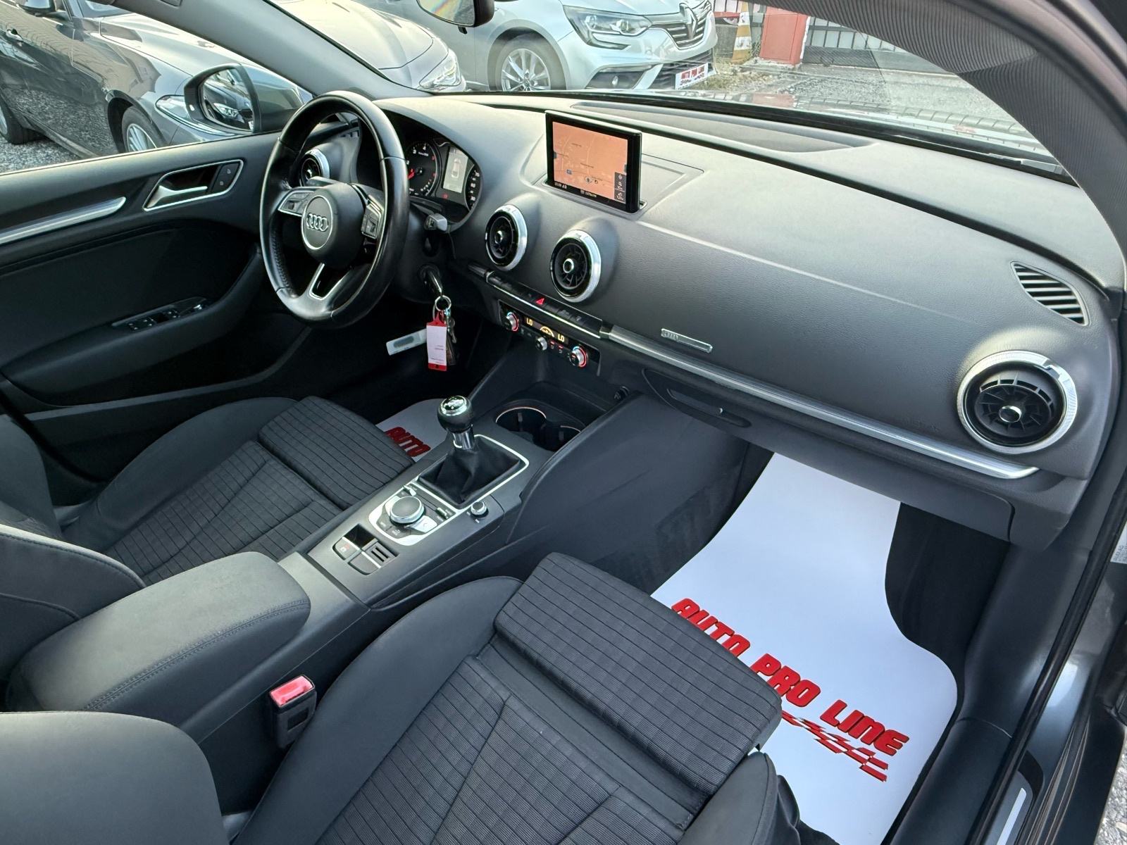 Audi A3 1.6 TDI limuzina, 1.Vlasnik, ***107.000 km*** Garancija, fotografija 10