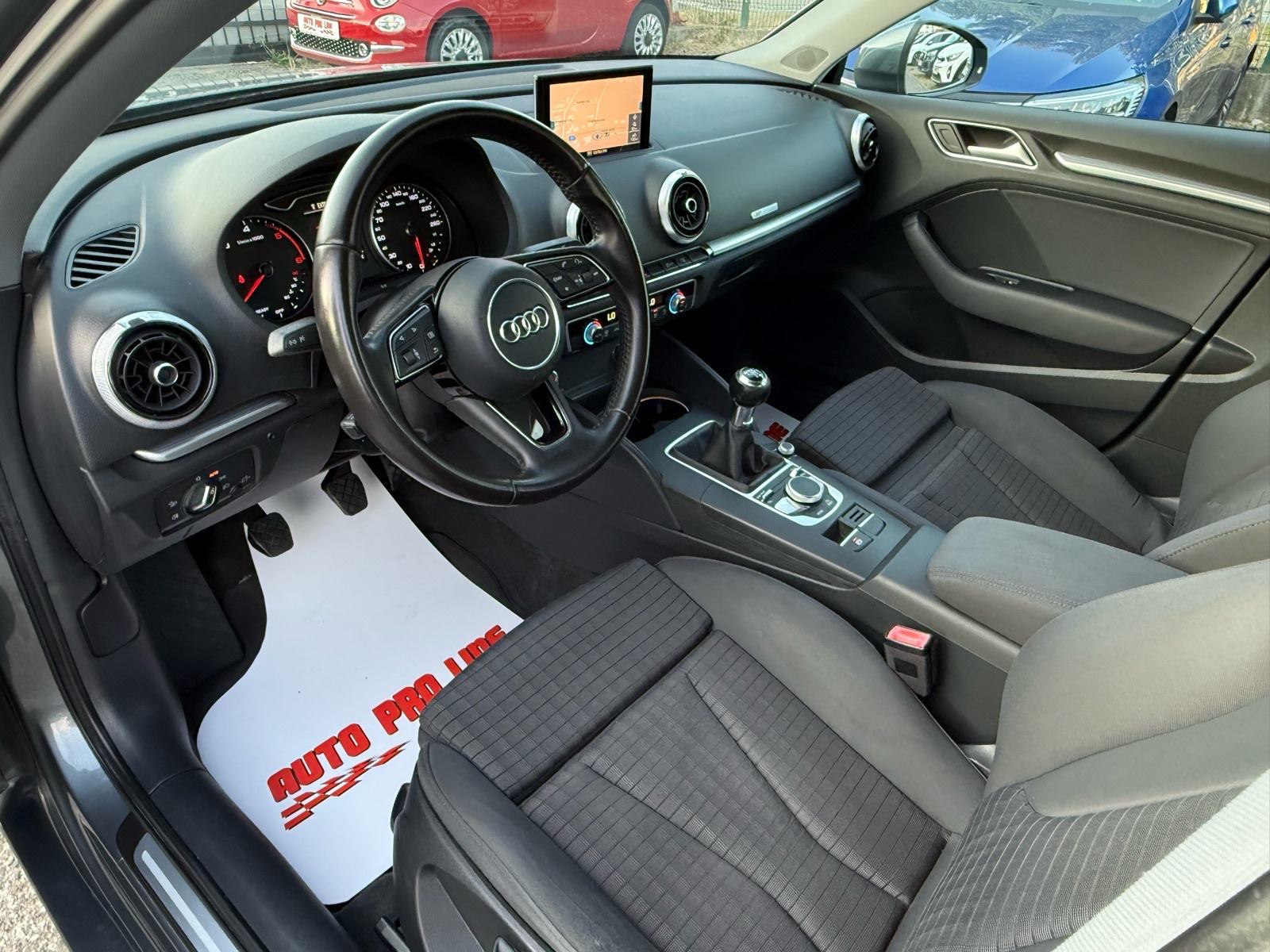 Audi A3 1.6 TDI limuzina, 1.Vlasnik, ***107.000 km*** Garancija, fotografija 9