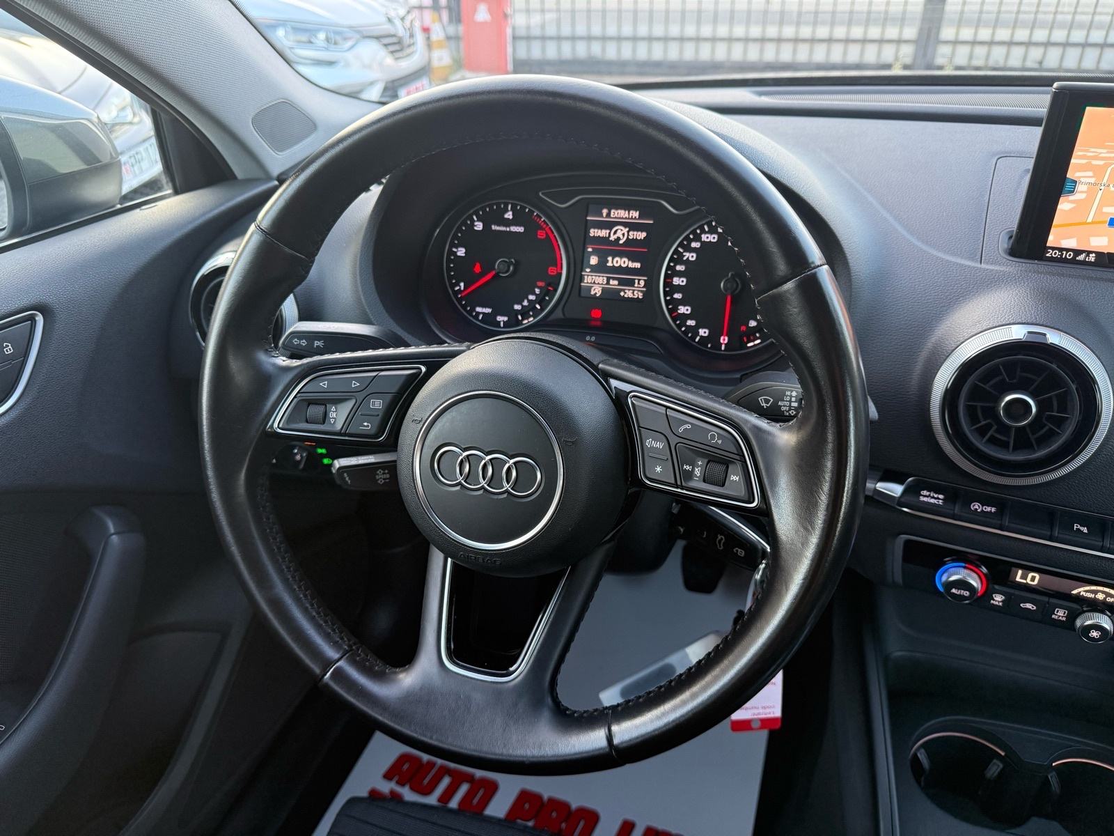 Audi A3 1.6 TDI limuzina, 1.Vlasnik, ***107.000 km*** Garancija, fotografija 13