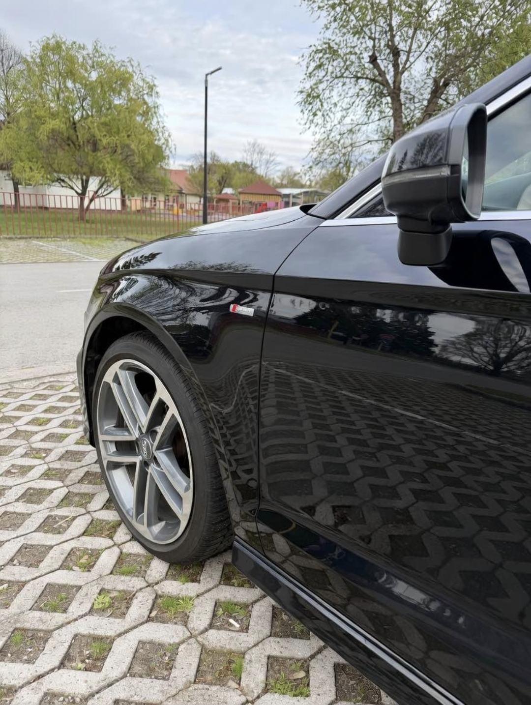 Audi A3 110ks_2017g S Line 200 tkm reg 12/26 + veliki servis, fotografija 11