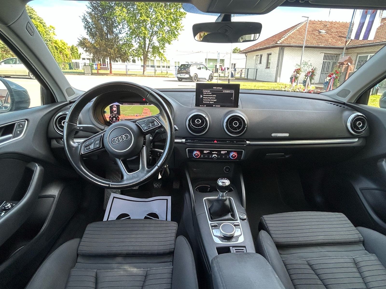 Audi A3 1,6 TDI S-LINE LIMUZINA FULL LED VIRTUAL NAVIGACIJA TEMPOMAT, fotografija 7