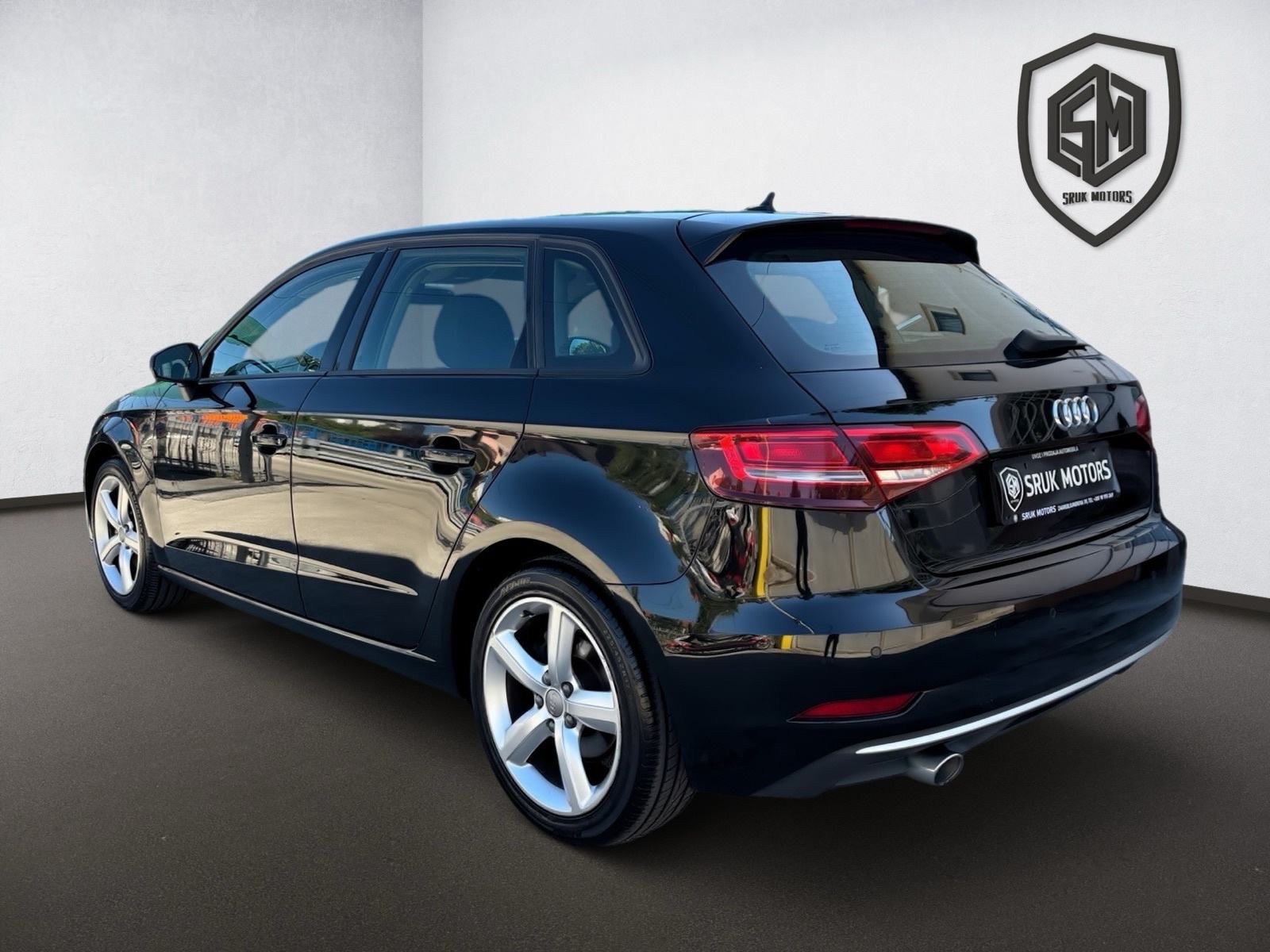 Audi A3 1,6 TDI*NAVI*LED*BI-XENON*ALU*ODLIČAN*JAMSTVO, fotografija 3