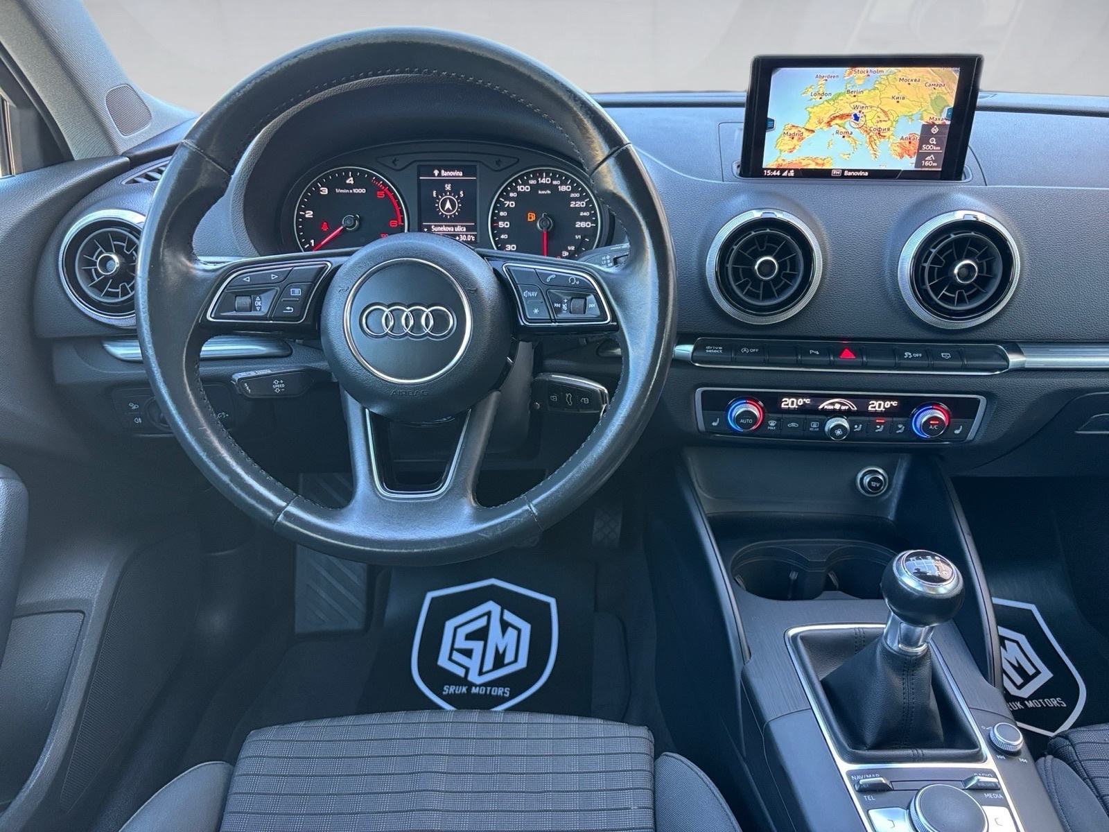 Audi A3 1,6 TDI*NAVI*LED*BI-XENON*ALU*ODLIČAN*JAMSTVO, fotografija 9