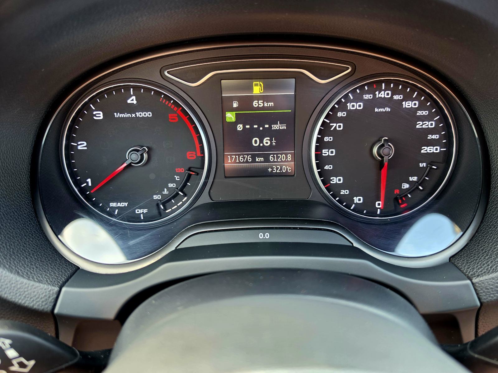 Audi A3 1,6 TDI,,ODLIČAN,,S-LINE,,PANORAMA,,171676KM, fotografija 9