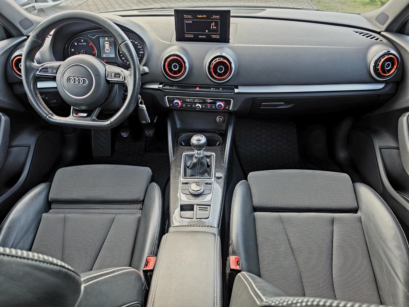 Audi A3 1,6 TDI,,ODLIČAN,,S-LINE,,PANORAMA,,171676KM, fotografija 10