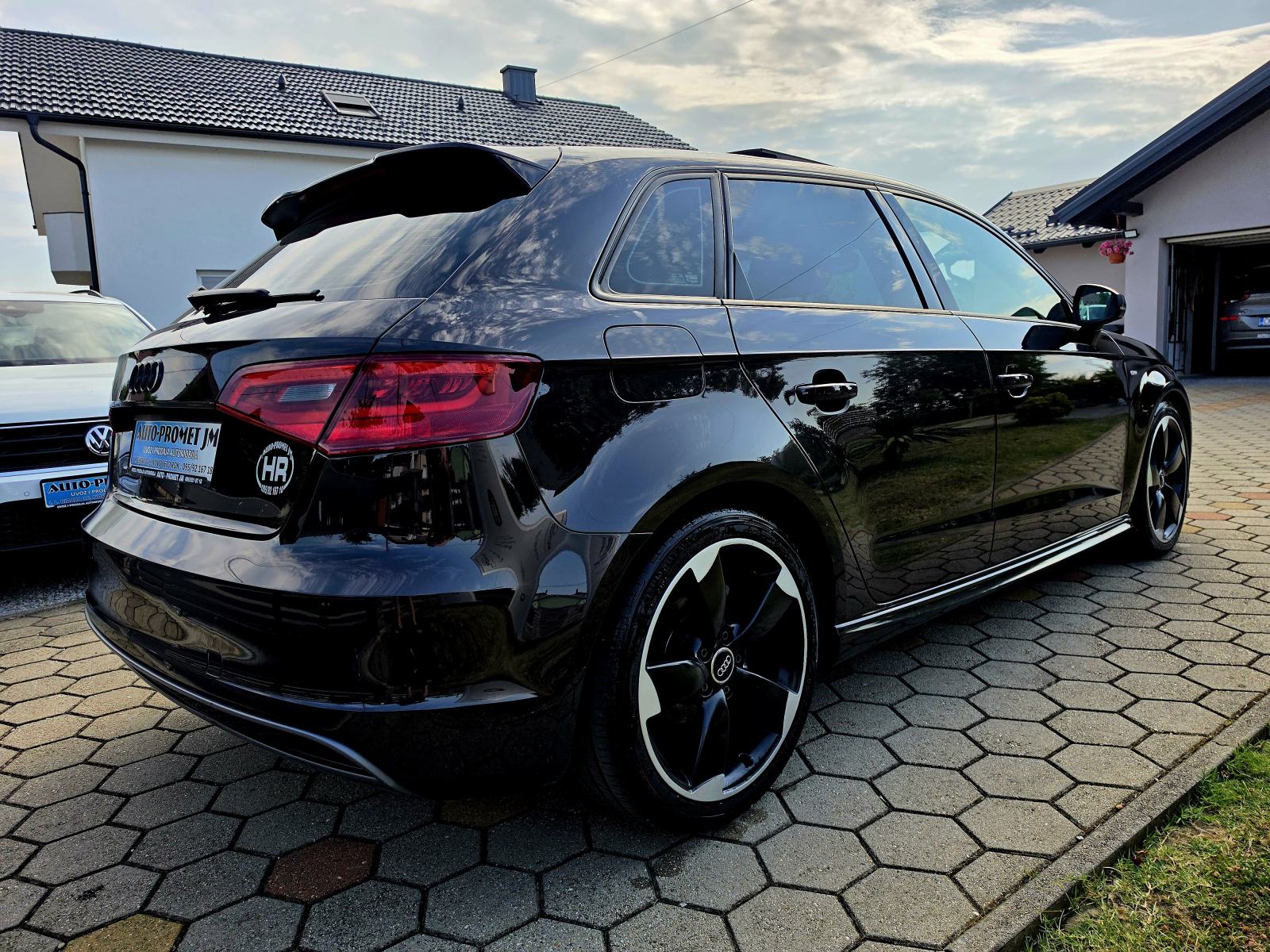 Audi A3 1,6 TDI,,ODLIČAN,,S-LINE,,PANORAMA,,171676KM, fotografija 6