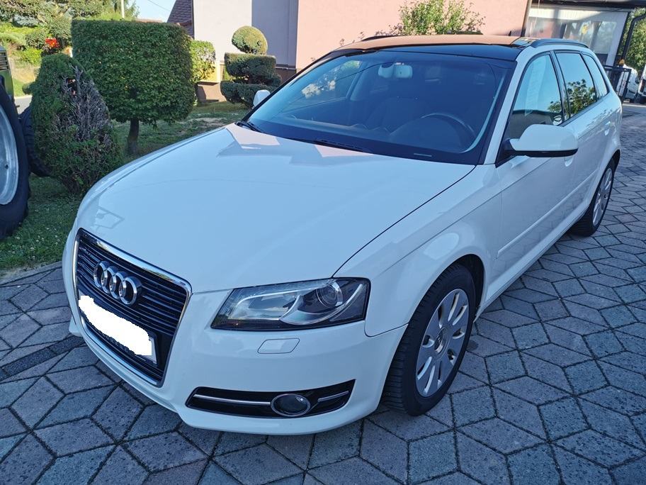 Audi A3 1,6 TDI PANORAMA KROV, fotografija 2