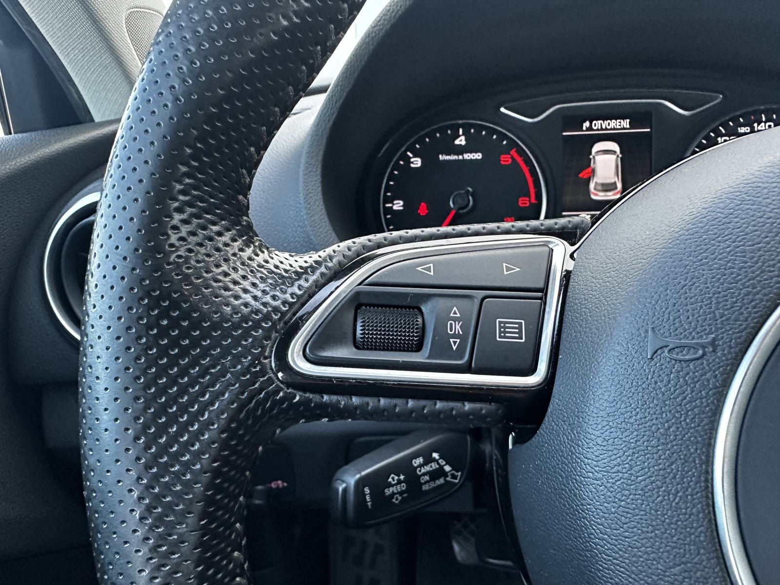Audi A3 1,6 TDI/REG 07/27/LED/NAVI/SENZORI/TEMPOMAT/GR.SJEDALA, fotografija 16
