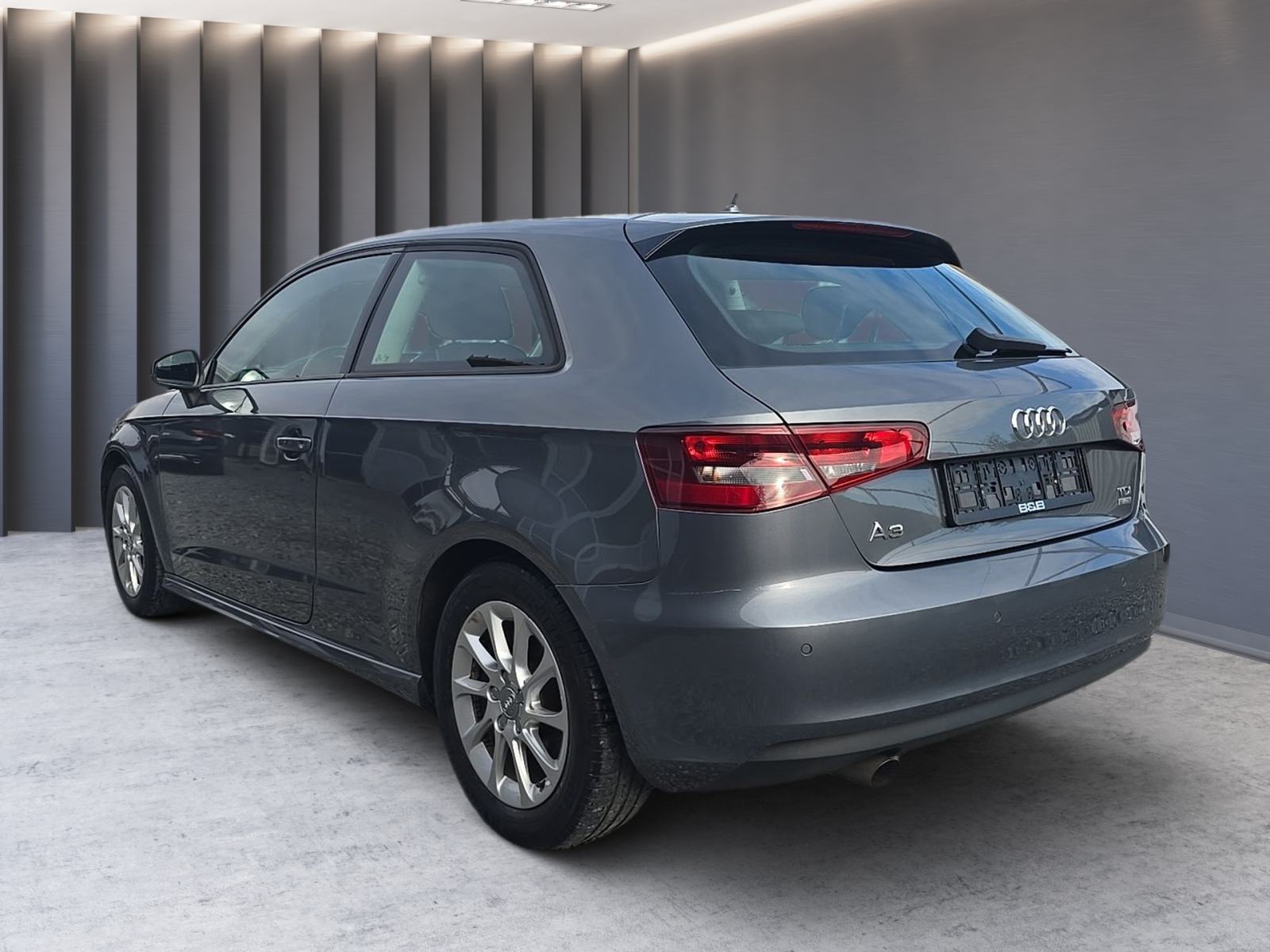 Audi A3 1,6 TDI Sportback Ultraa//servisna Audi/veliki servis//, fotografija 10