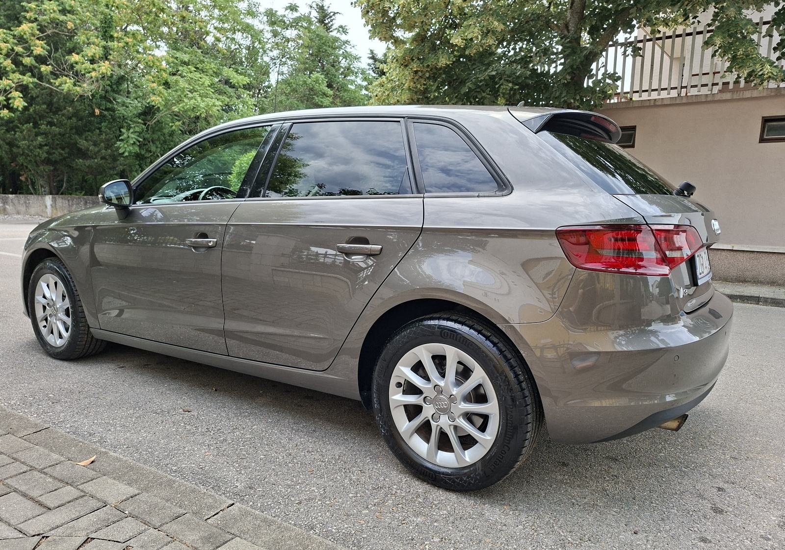 Audi A3 1,6 TDI *TOP stanje* reg 06/27, fotografija 7