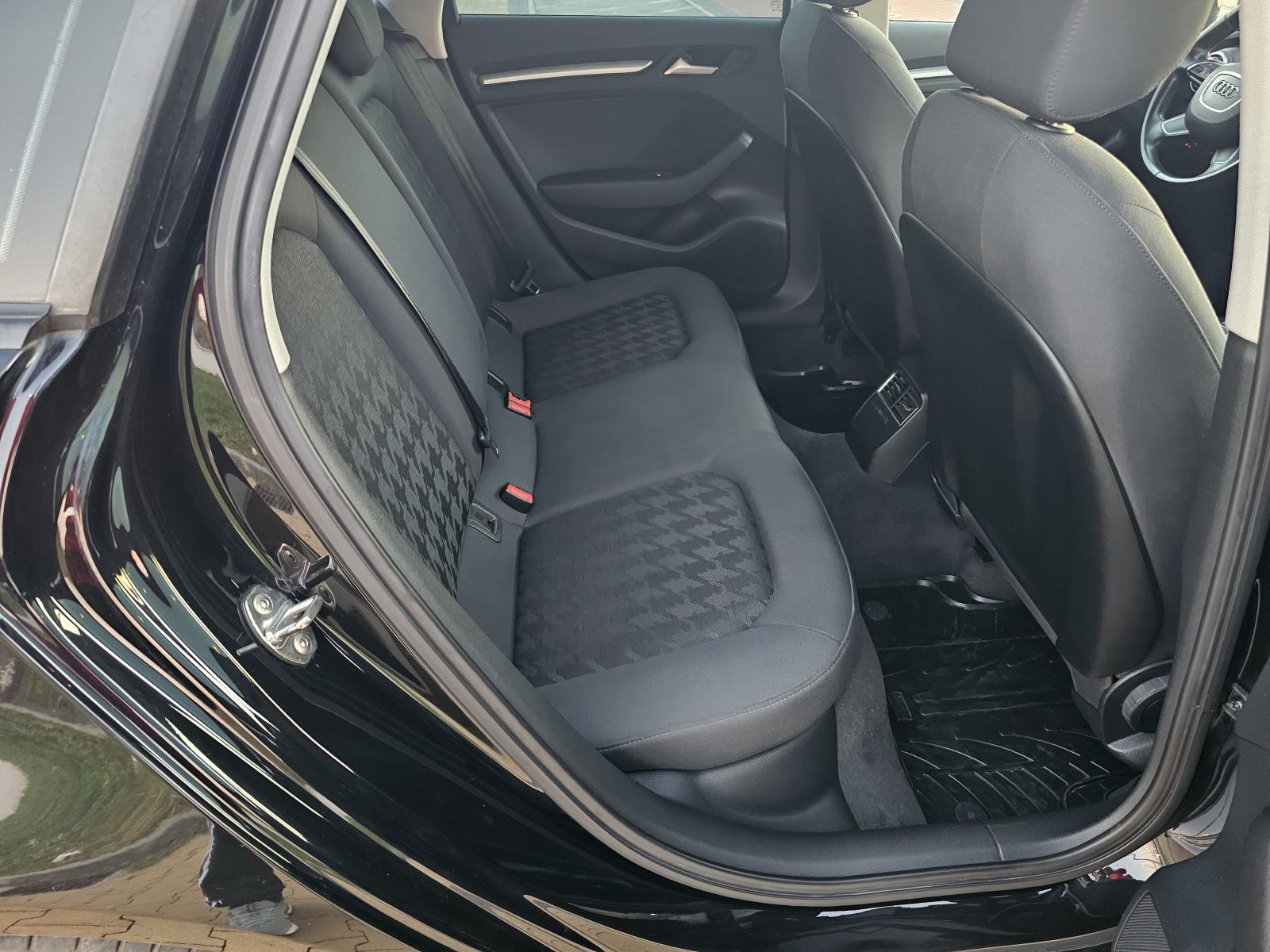 Audi A3 1,6 TDI, fotografija 16