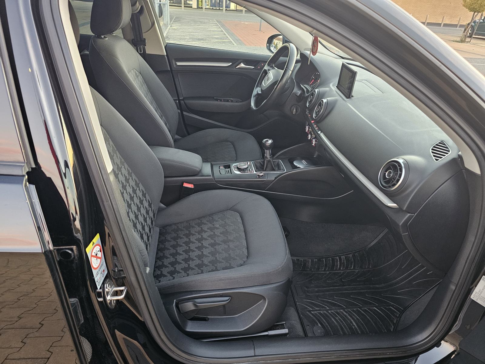 Audi A3 1,6 TDI, fotografija 15