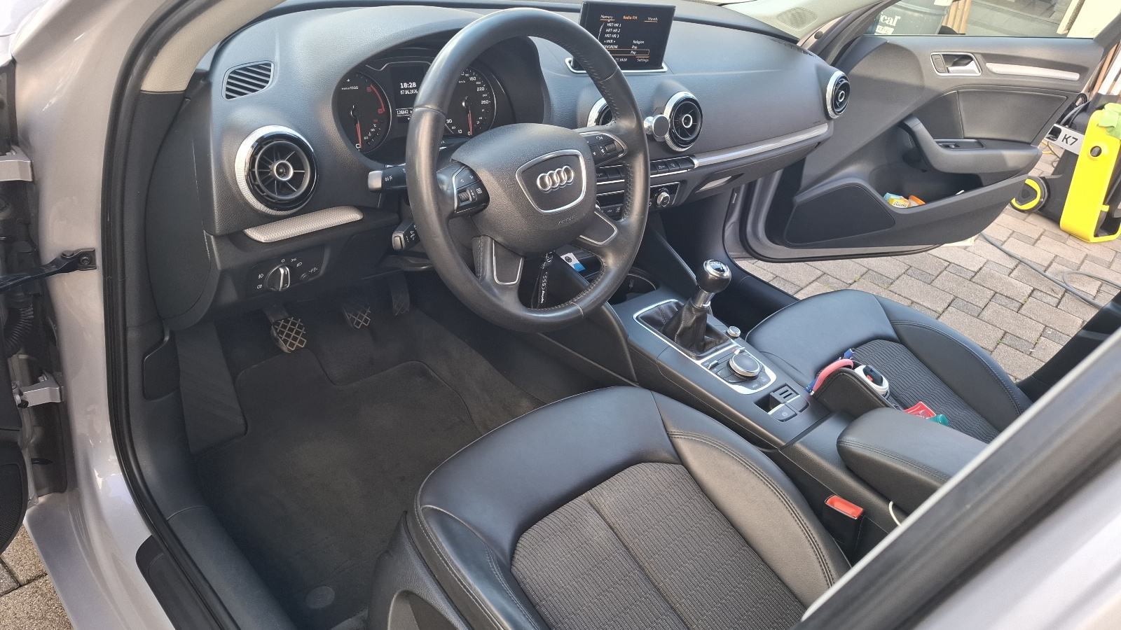 Audi A3 1,6 TDI, fotografija 19