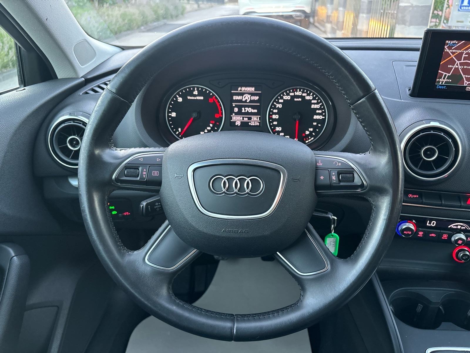 Audi A3 1,6 TDI, fotografija 18