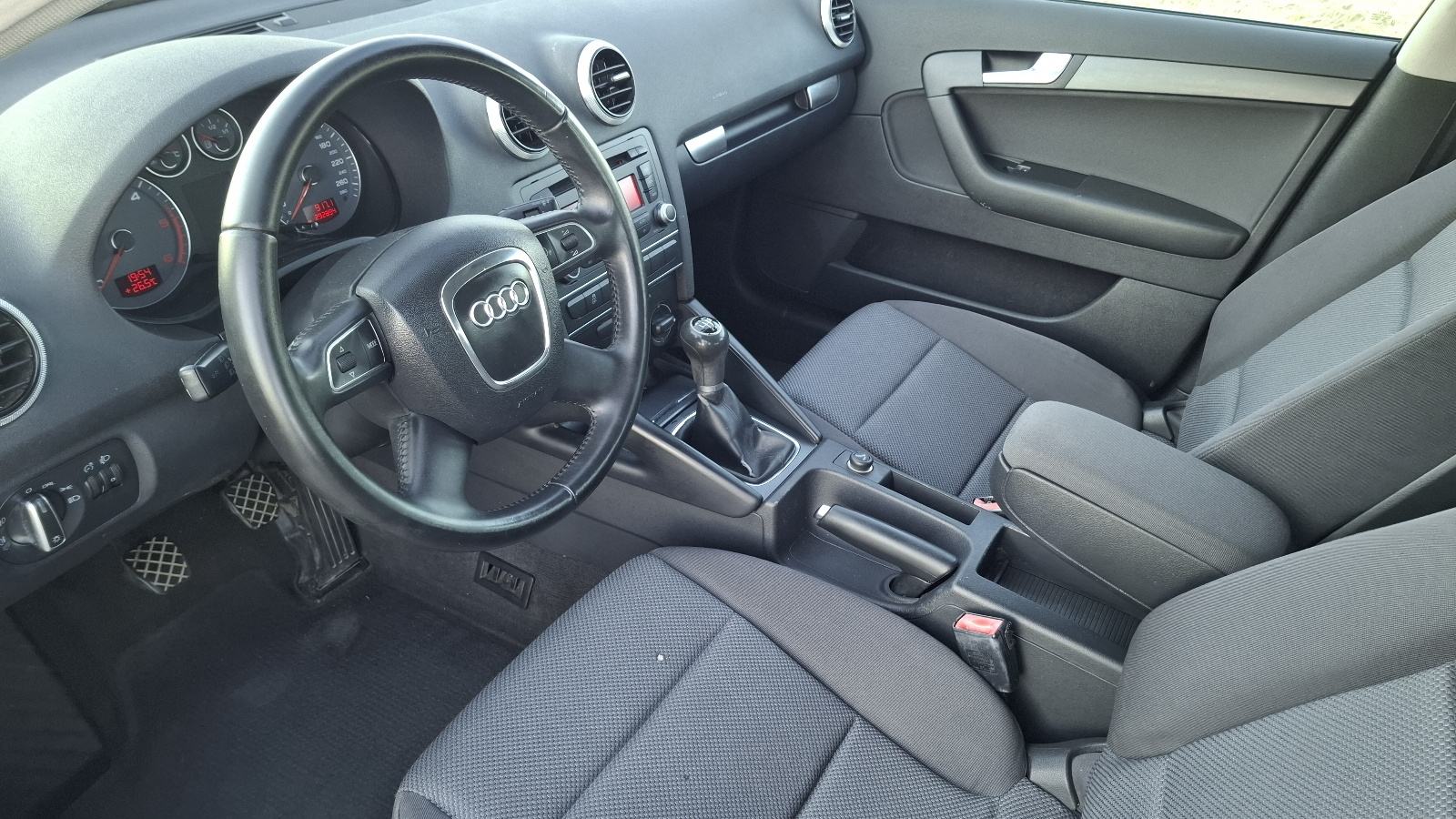 Audi A3 1,6 TDI, fotografija 10