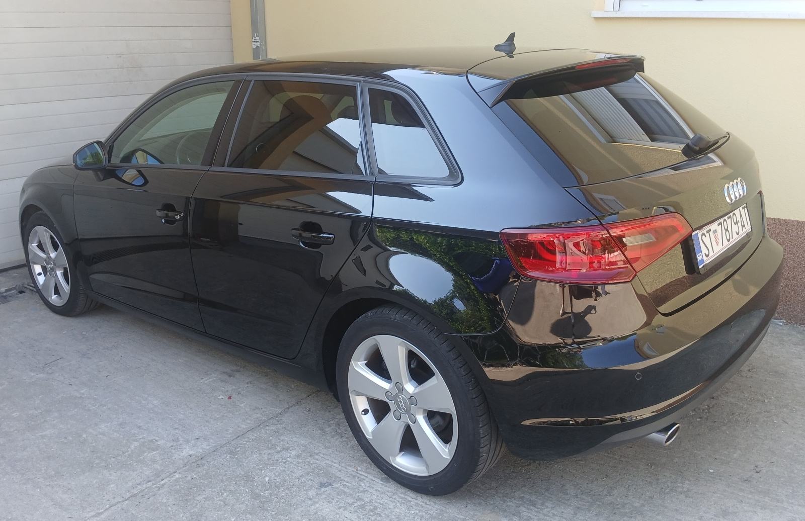 Audi A3 1,6 TDI 81kw/110 ks ambition Xenon Bixenon, fotografija 7