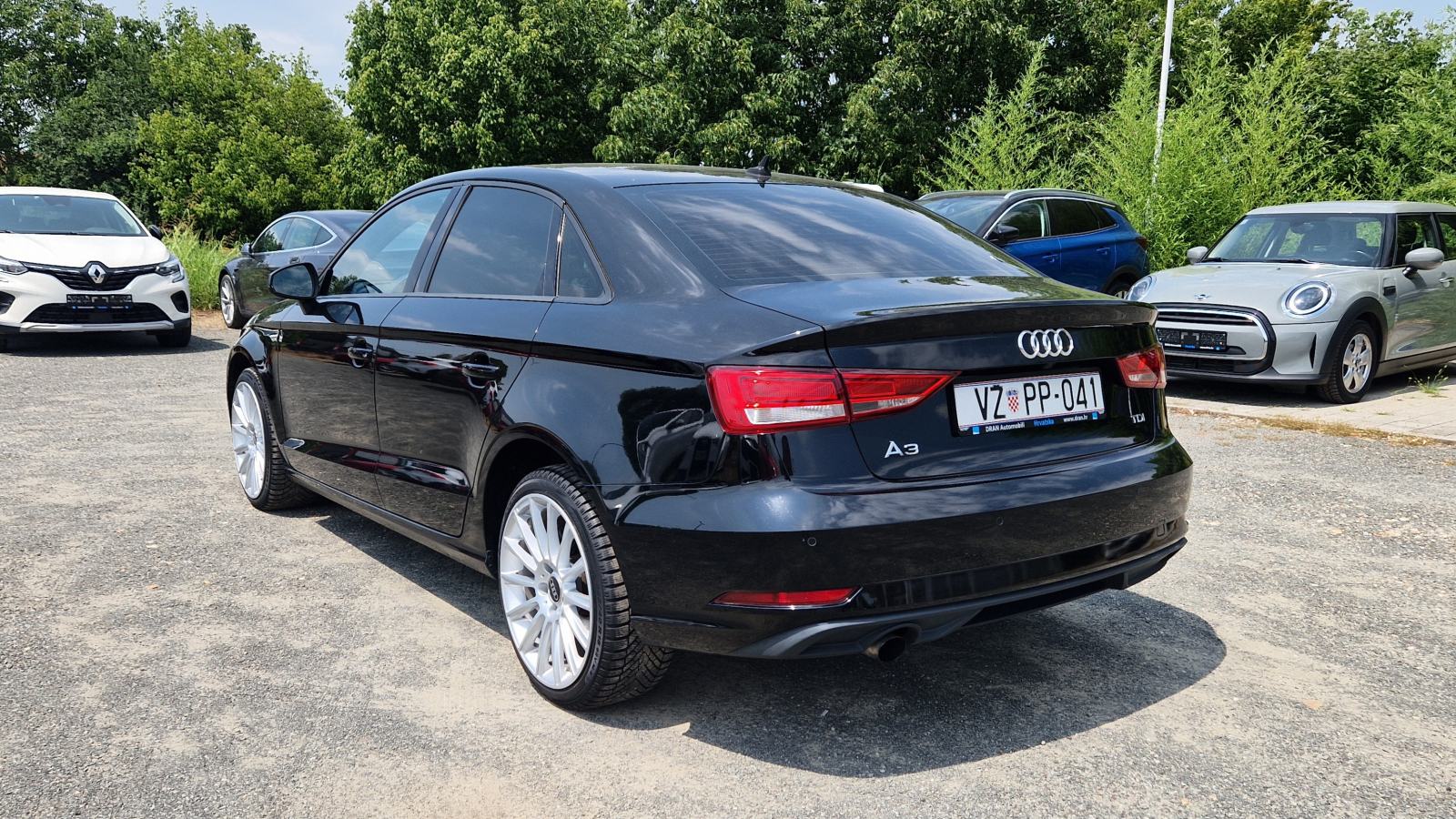Audi A3 Limuzina 1,6 TDI Sport aut. S-Tronic, stage1 150ks, 18", navi, fotografija 3