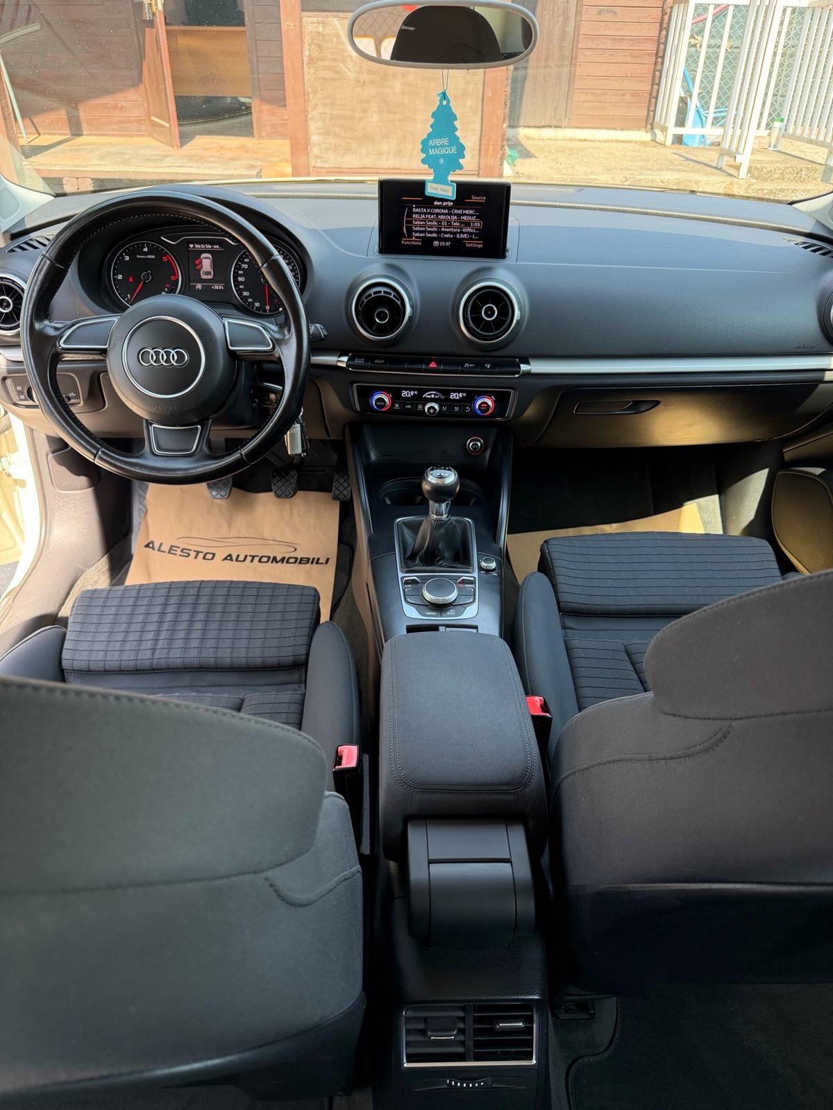 Audi A3 1,6 TDI,SPORT,Bixenon,Led!!, fotografija 10