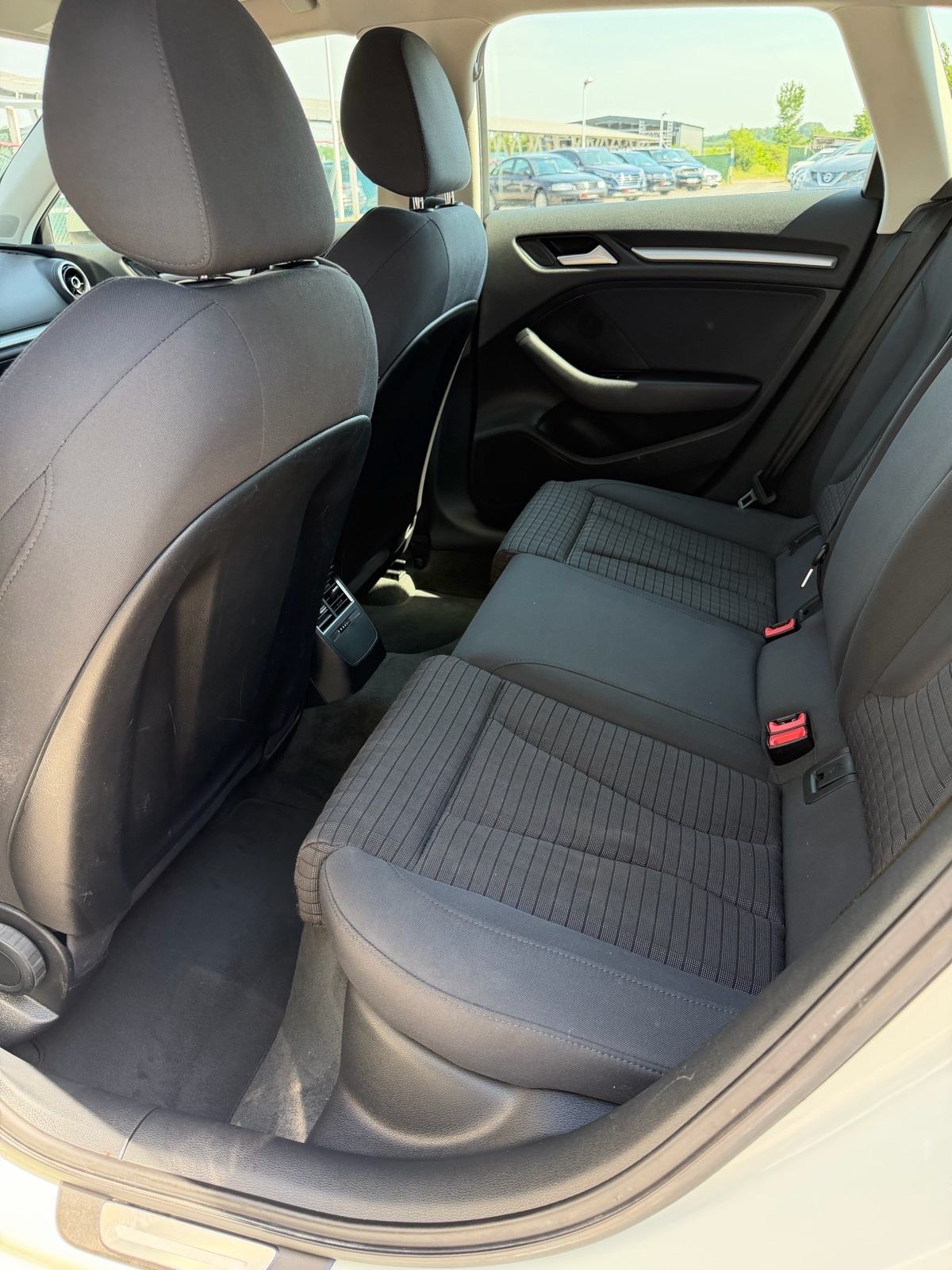 Audi A3 1,6 TDI,SPORT,Bixenon,Led!!, fotografija 18