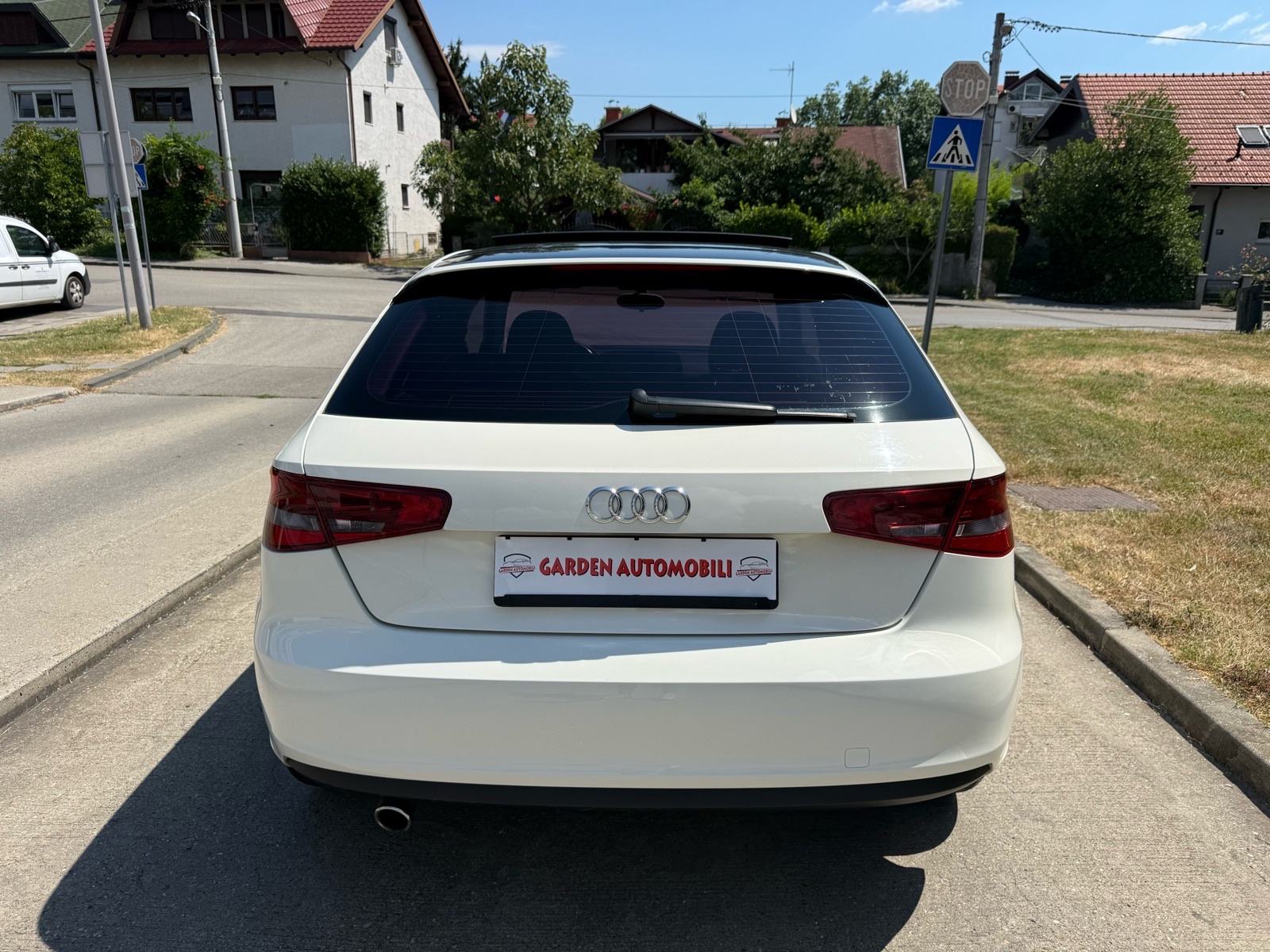 Audi A3 1,6 TDI Sport*PANORAMA*ALU 17*REG 03/27, fotografija 5