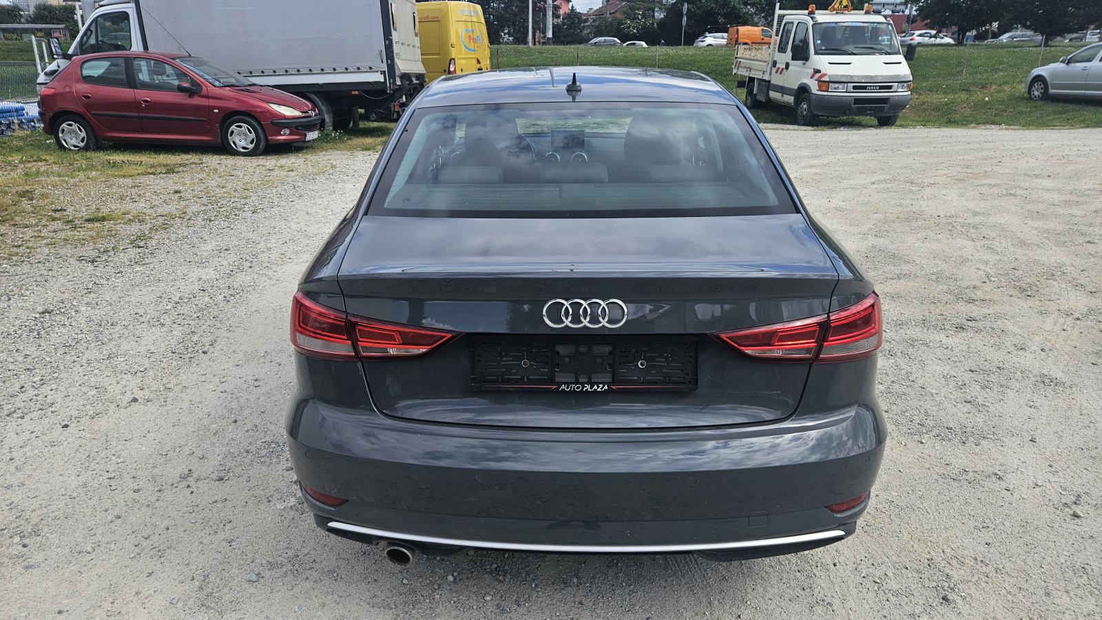AUDI A3 limuzina 1,6 TDI Sport bixenon navi 18”, fotografija 8