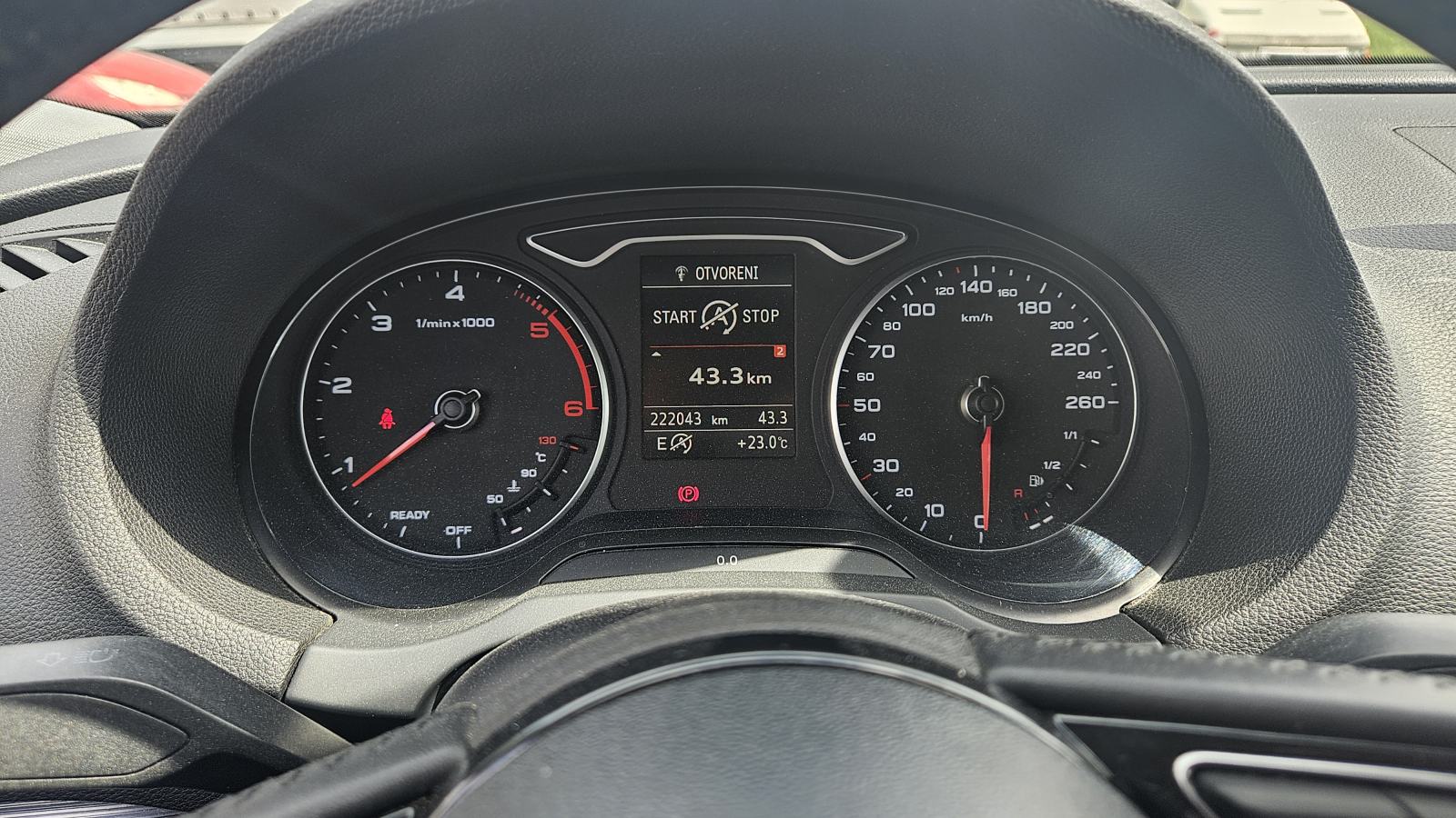 AUDI A3 limuzina 1,6 TDI Sport bixenon navi 18”, fotografija 11