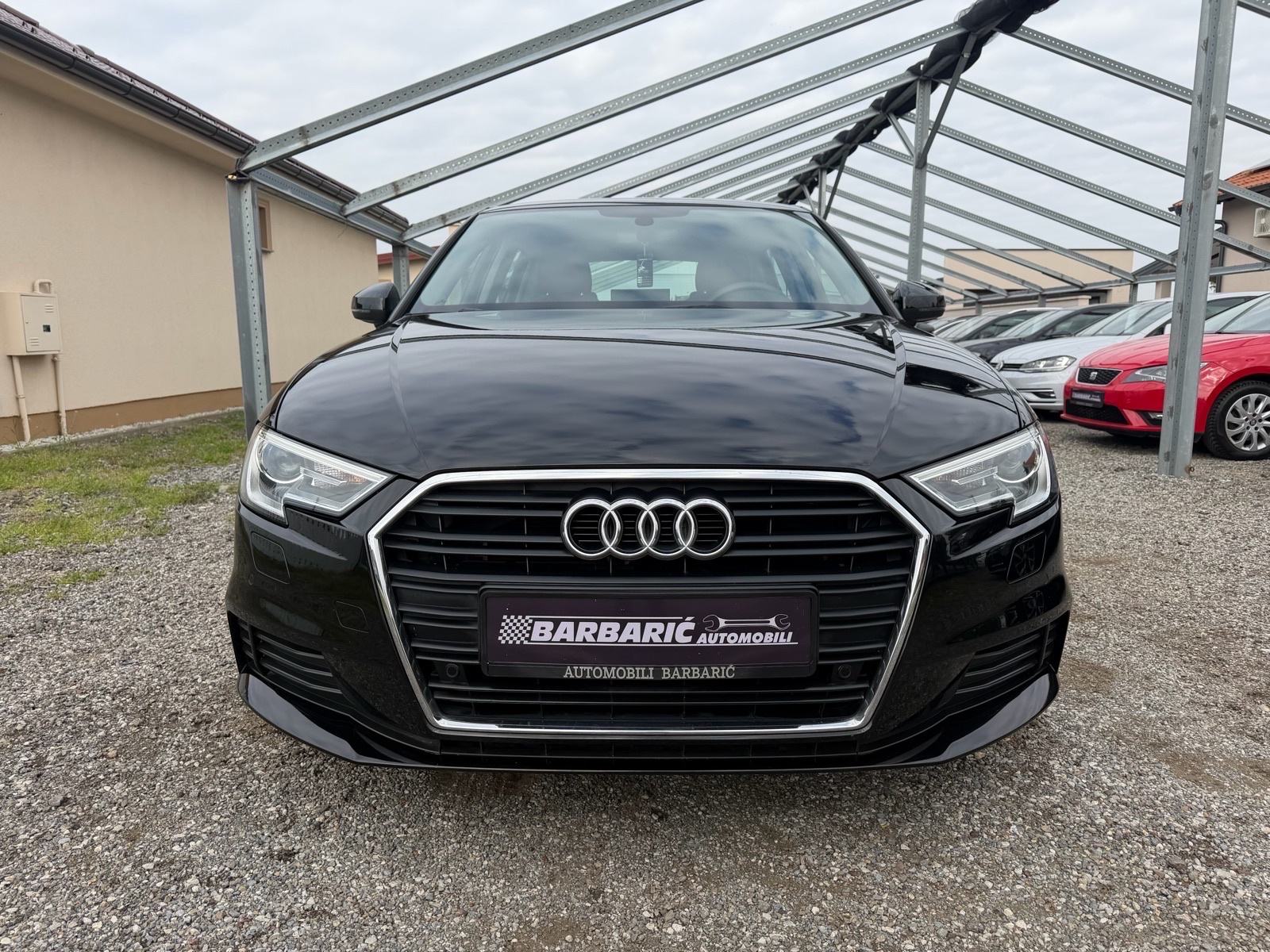 Audi A3 1,6 TDI Sportback,Led,Navigacija,82.000km,Jamstvo 12mj., fotografija 2