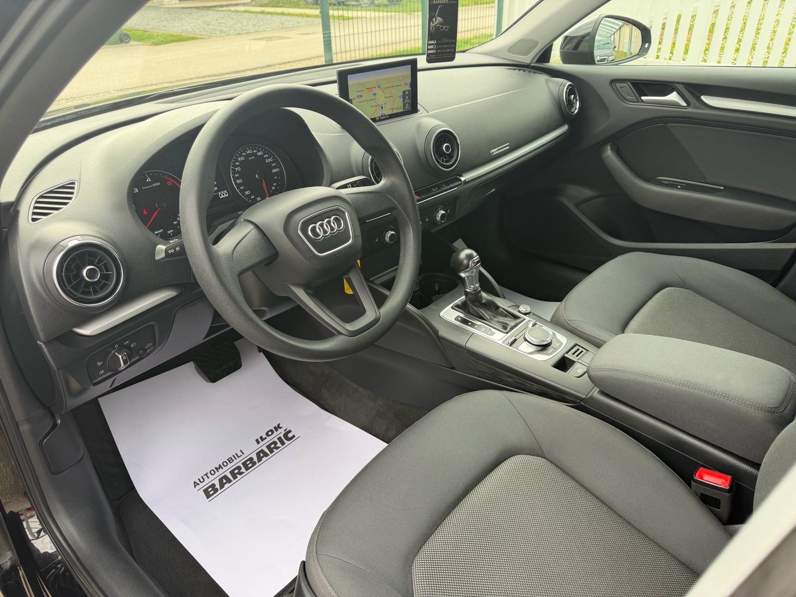 Audi A3 1,6 TDI Sportback,Led,Navigacija,82.000km,Jamstvo 12mj., fotografija 9