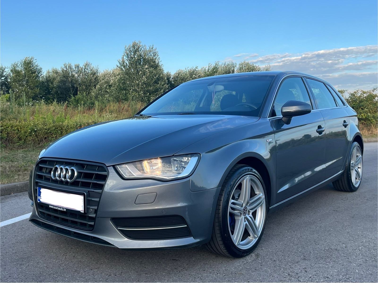 Audi A3 1,6 TDI SPORTBACK 6brzina “super stanje”, fotografija 13