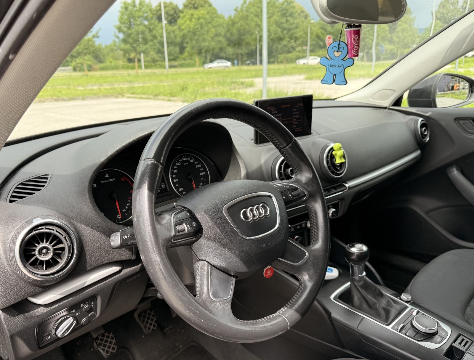 Audi A3 1,6 TDI * SPORTBACK * NAVI * FULL OPREMA * ODLIČAN, fotografija 7
