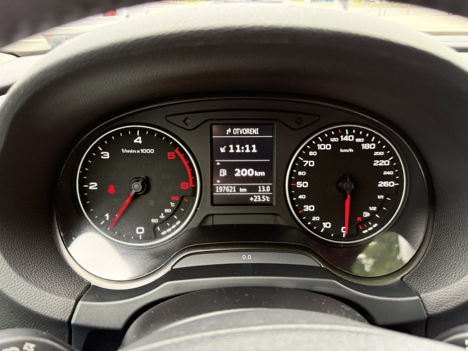 Audi A3 1,6 TDI * SPORTBACK * NAVI * FULL OPREMA * ODLIČAN, fotografija 8