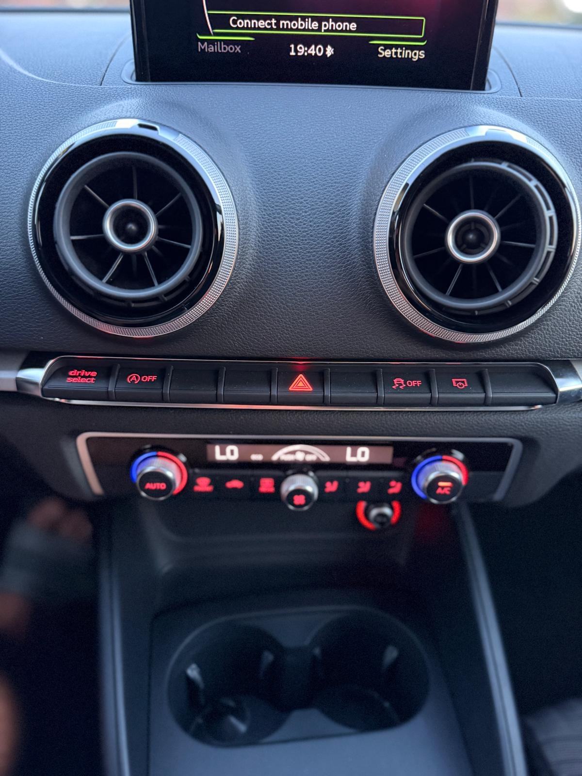 Audi A3 1,6 TDI SPORTBACK, fotografija 12