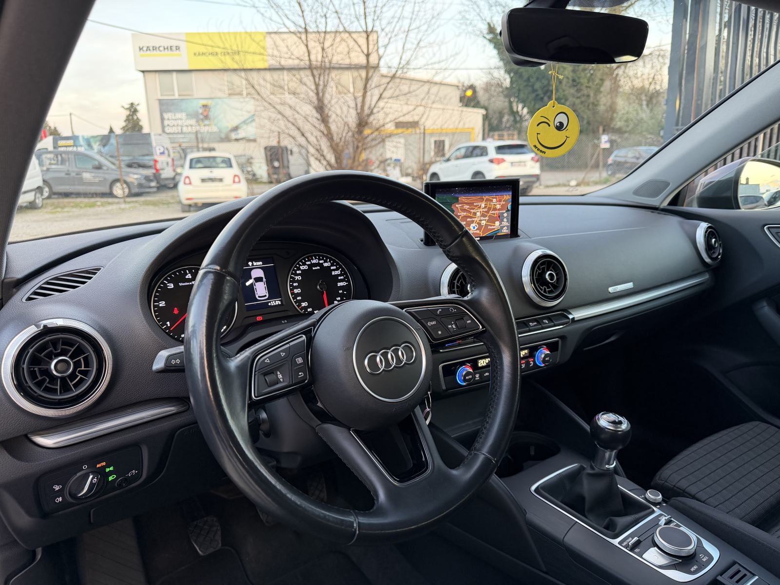 Audi A3 1,6 TDI Sportback Sport VELIKI+MALI SERVIS-BI XENON-MOD.2018, fotografija 12