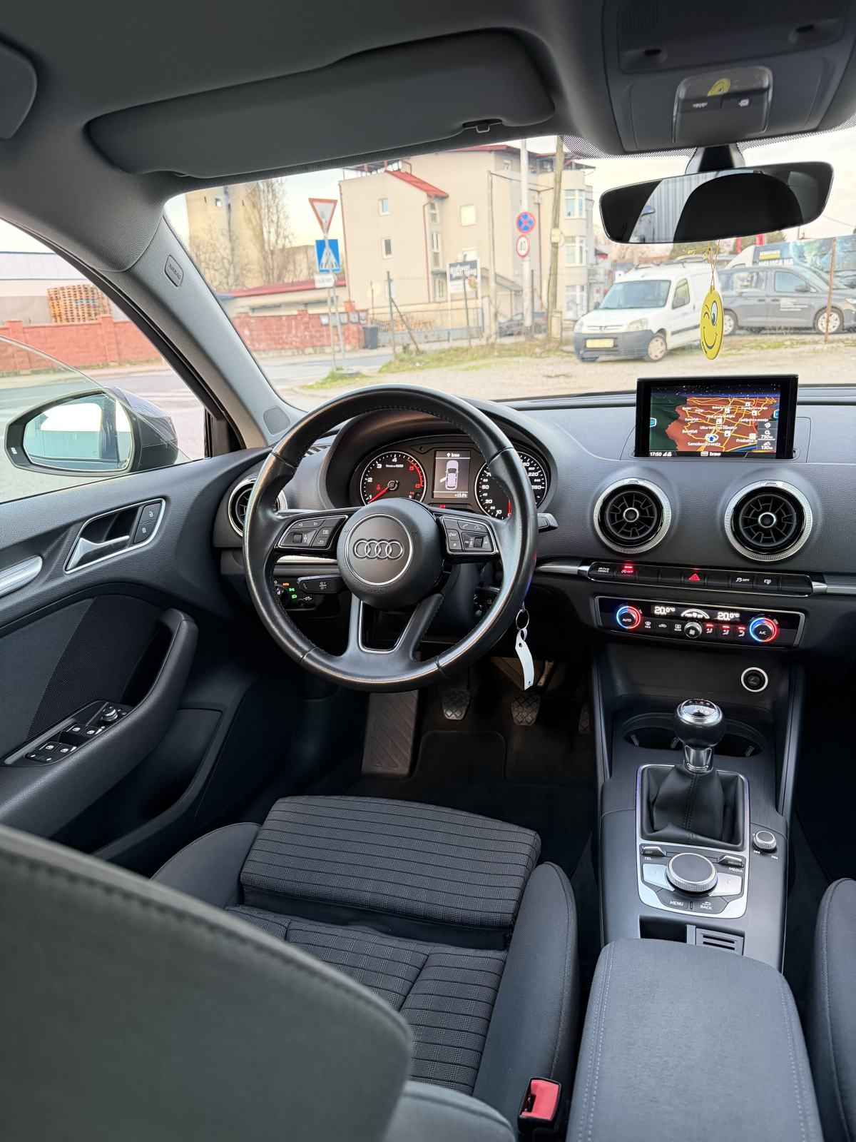 Audi A3 1,6 TDI Sportback Sport VELIKI+MALI SERVIS-BI XENON-MOD.2018, fotografija 16