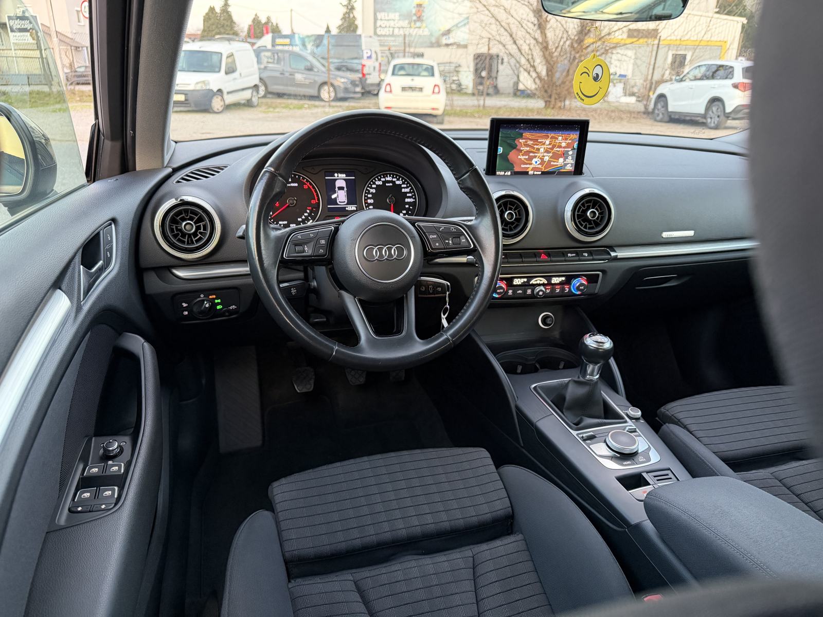 Audi A3 1,6 TDI Sportback Sport VELIKI+MALI SERVIS-BI XENON-MOD.2018, fotografija 19