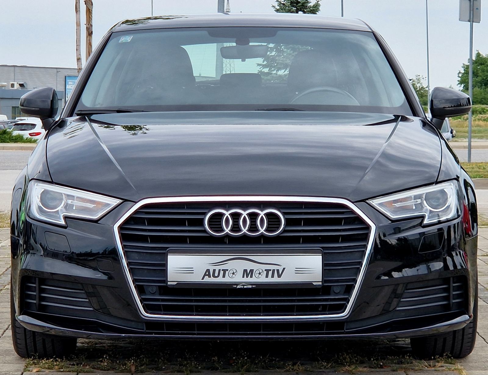 AUDI A3 1.6 TDI SPORTBACK - *VELIKI SERVIS+SERVISNA - BOGATA OPREMA*, fotografija 3