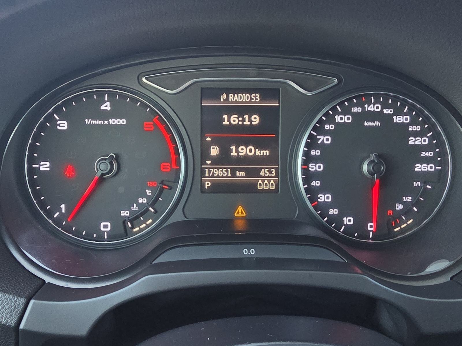 Audi A3 1,6 TDI S-tronic ALU,NAVI,PARK SENZORI, fotografija 14
