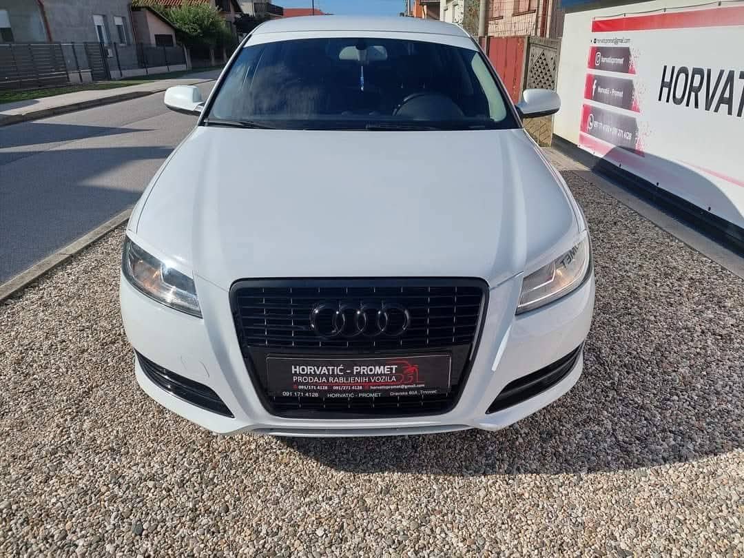 Audi A3 1,6 TDI S-tronic,atraktivan,servisiran, fotografija 4