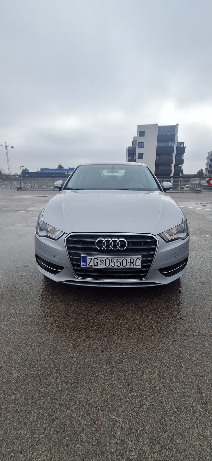 Audi A3 1,6 TDI S-tronic automatik..regan 3 /27, fotografija 2