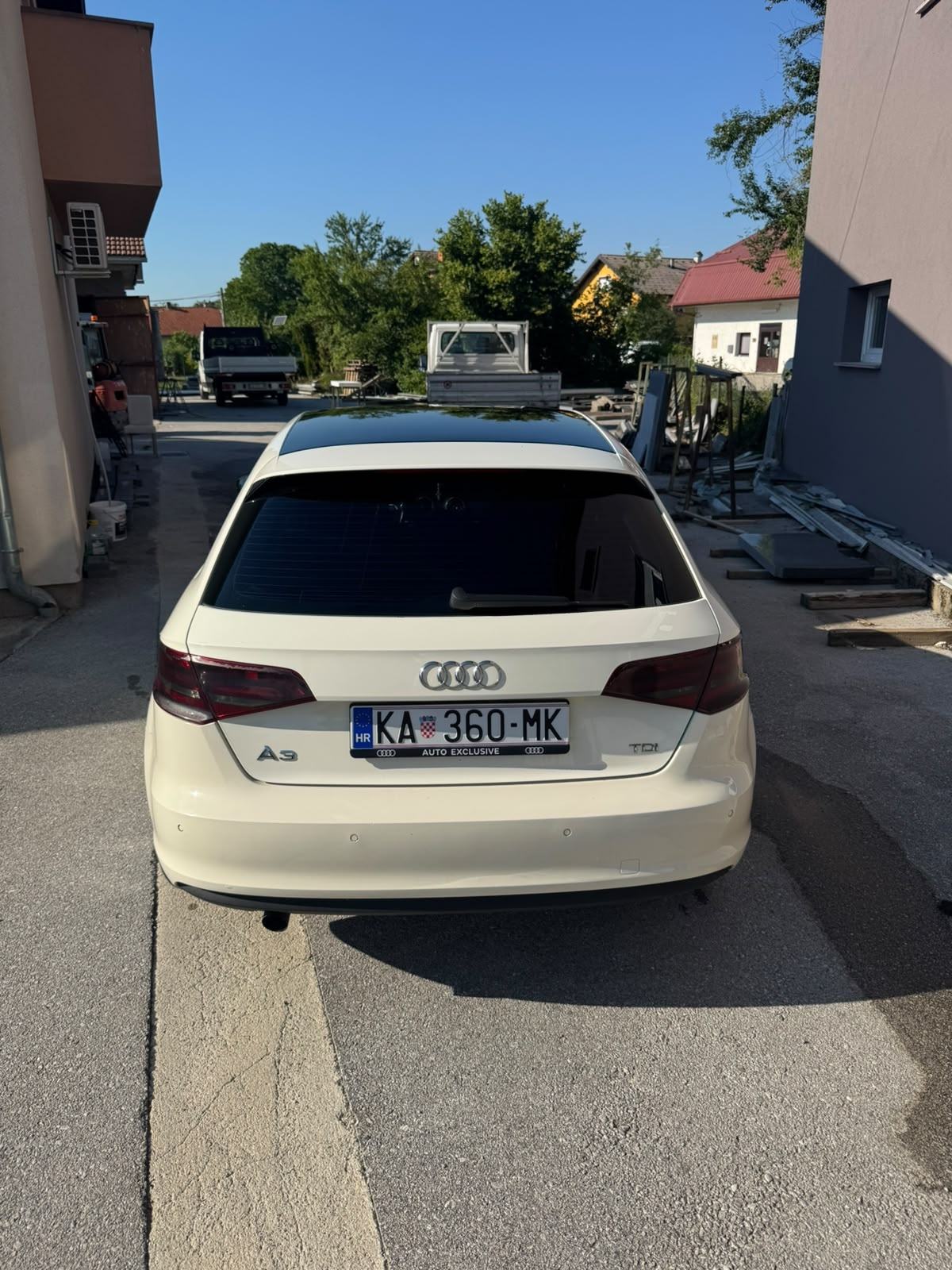 Audi A3 1,6 TDI S-tronic automatik veliki servis nove gume, pogled izvana - slika 3