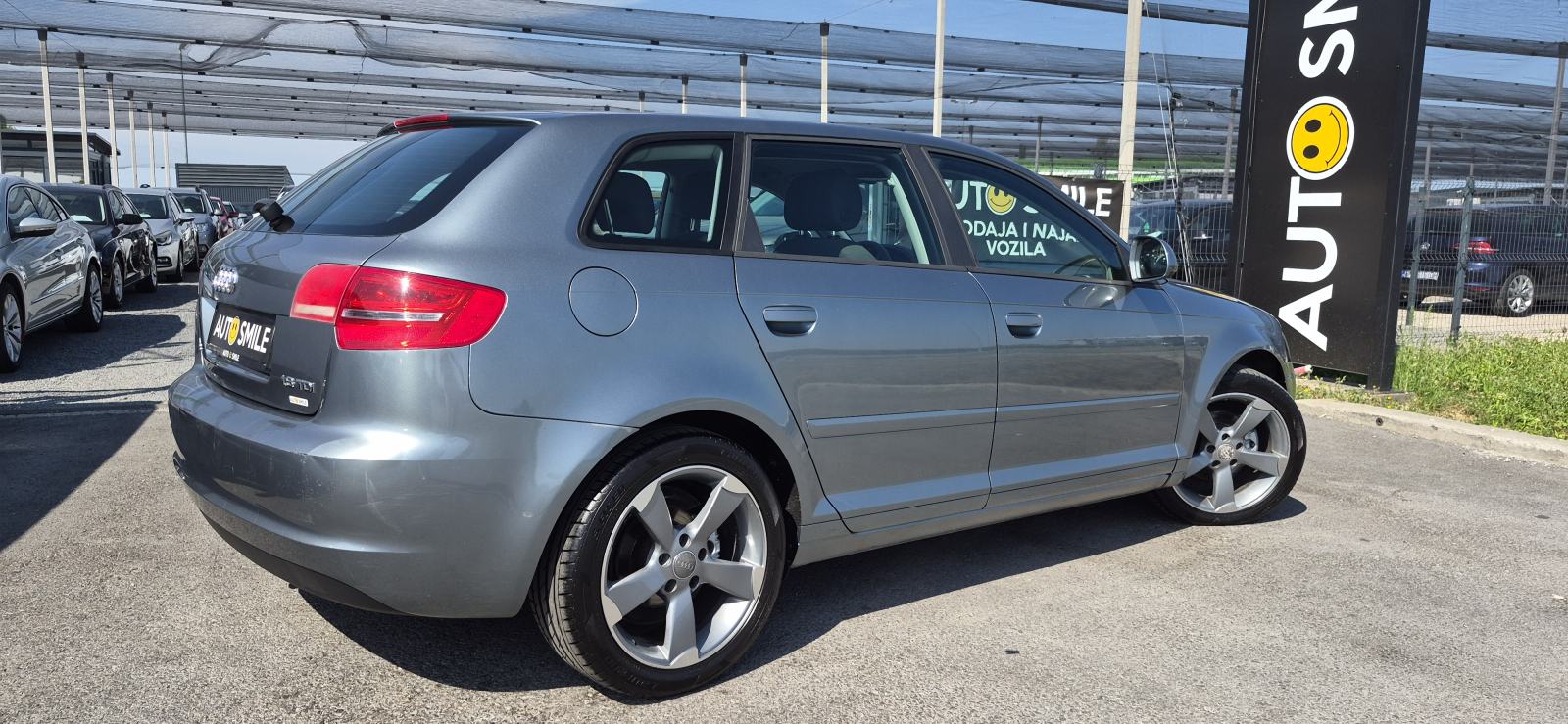 Audi A3 1,6TDI, AUT. KLIMA, GR. SJEDALA, CENT. ZAKLJUČAVANJE, ALU..., fotografija 6