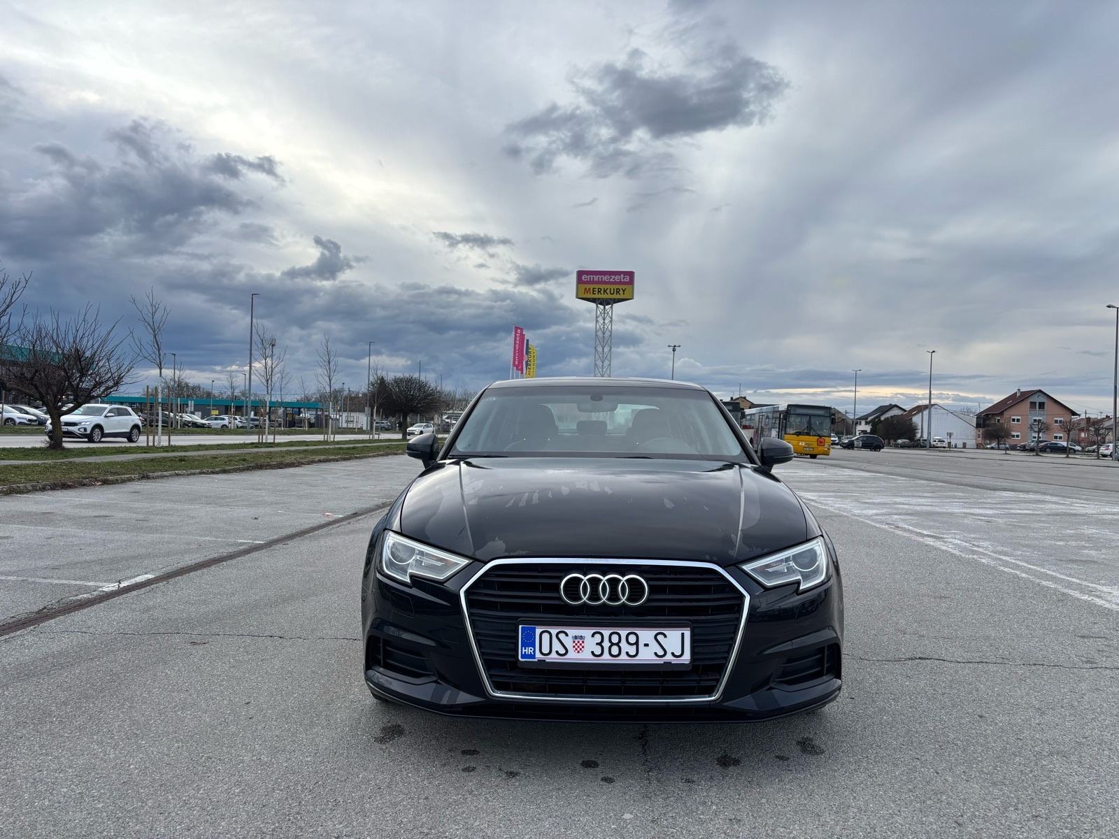 Audi A3 1.6tdi Limuzina, reg.02./2027., Veliki servis, fotografija 2