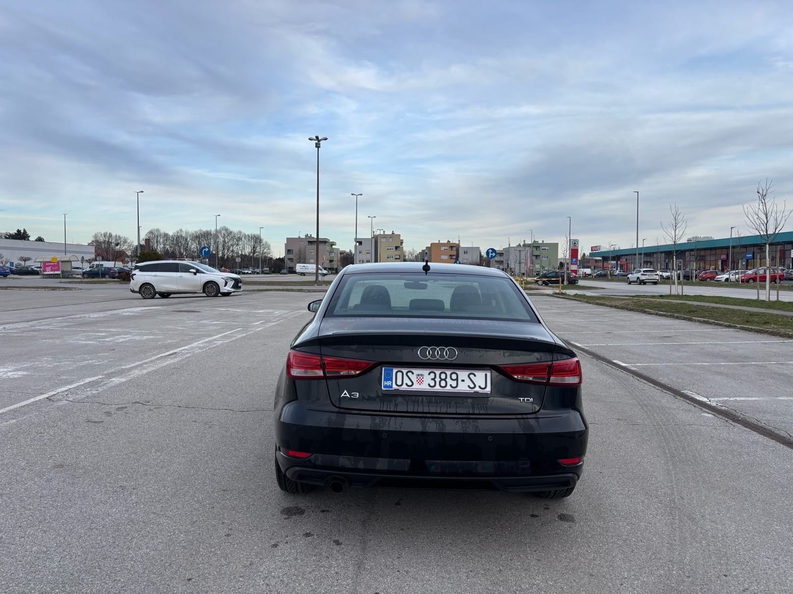 Audi A3 1.6tdi Limuzina, reg.02./2027., Veliki servis, fotografija 5