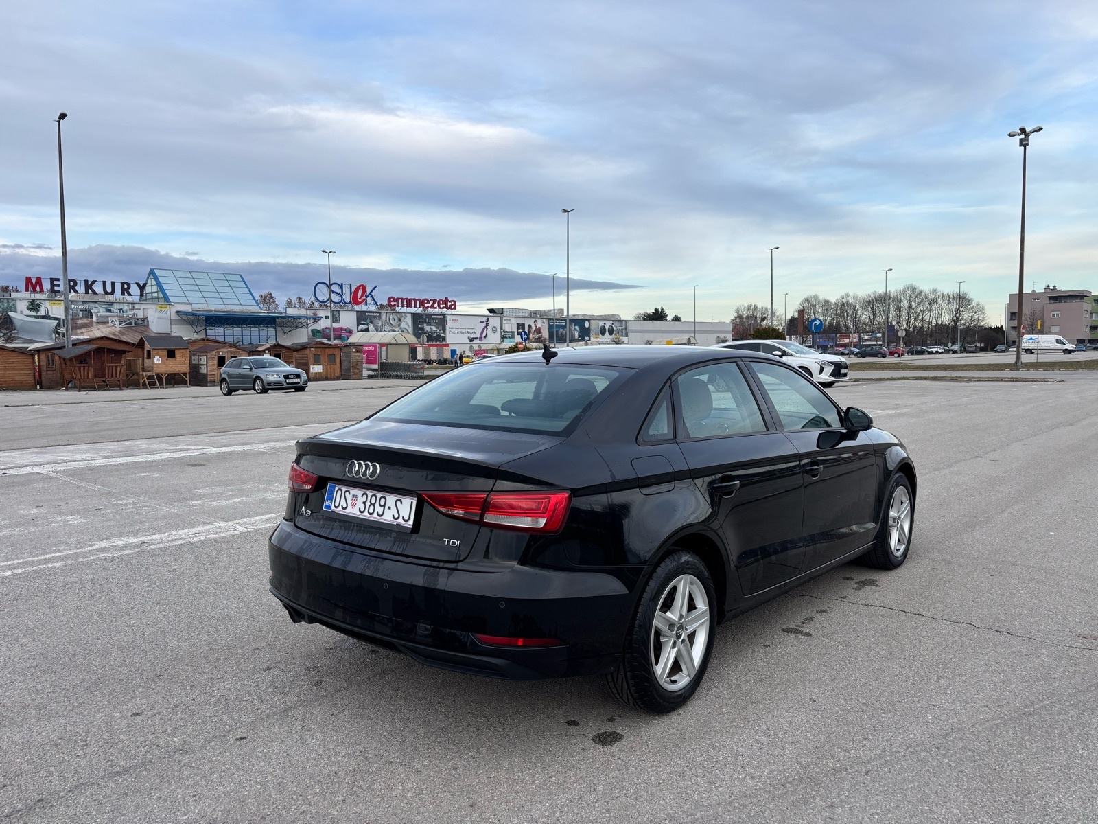 Audi A3 1.6tdi Limuzina, reg.02./2027., Veliki servis, fotografija 6