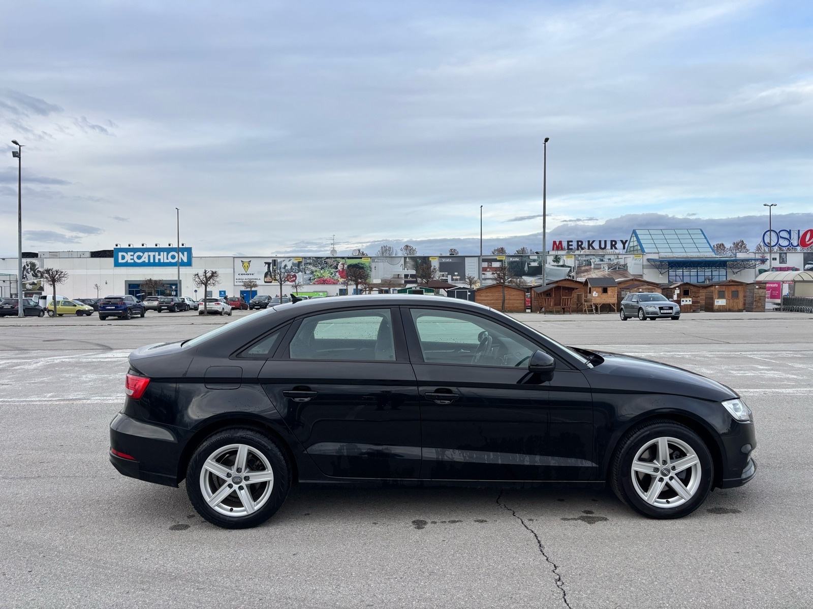 Audi A3 1.6tdi Limuzina, reg.02./2027., Veliki servis, fotografija 7