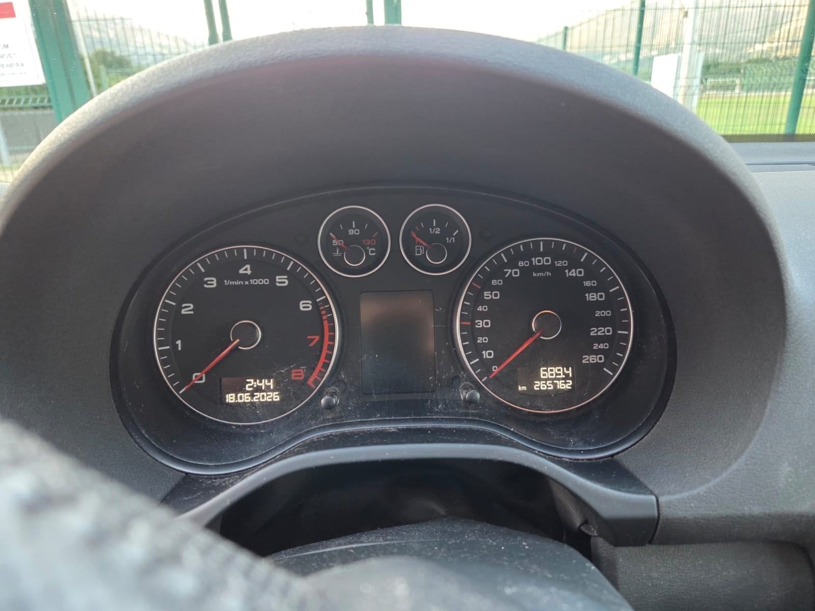 Audi A3 1,8 TFSI 3XS, fotografija 2