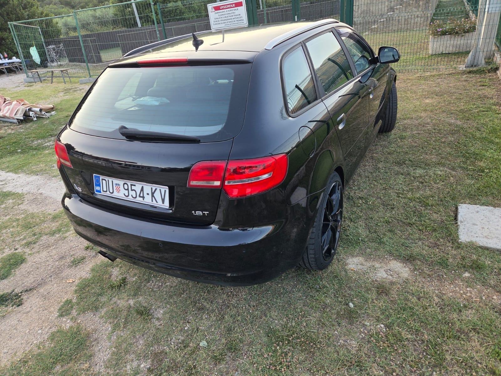 Audi A3 1,8 TFSI 3XS, fotografija 11