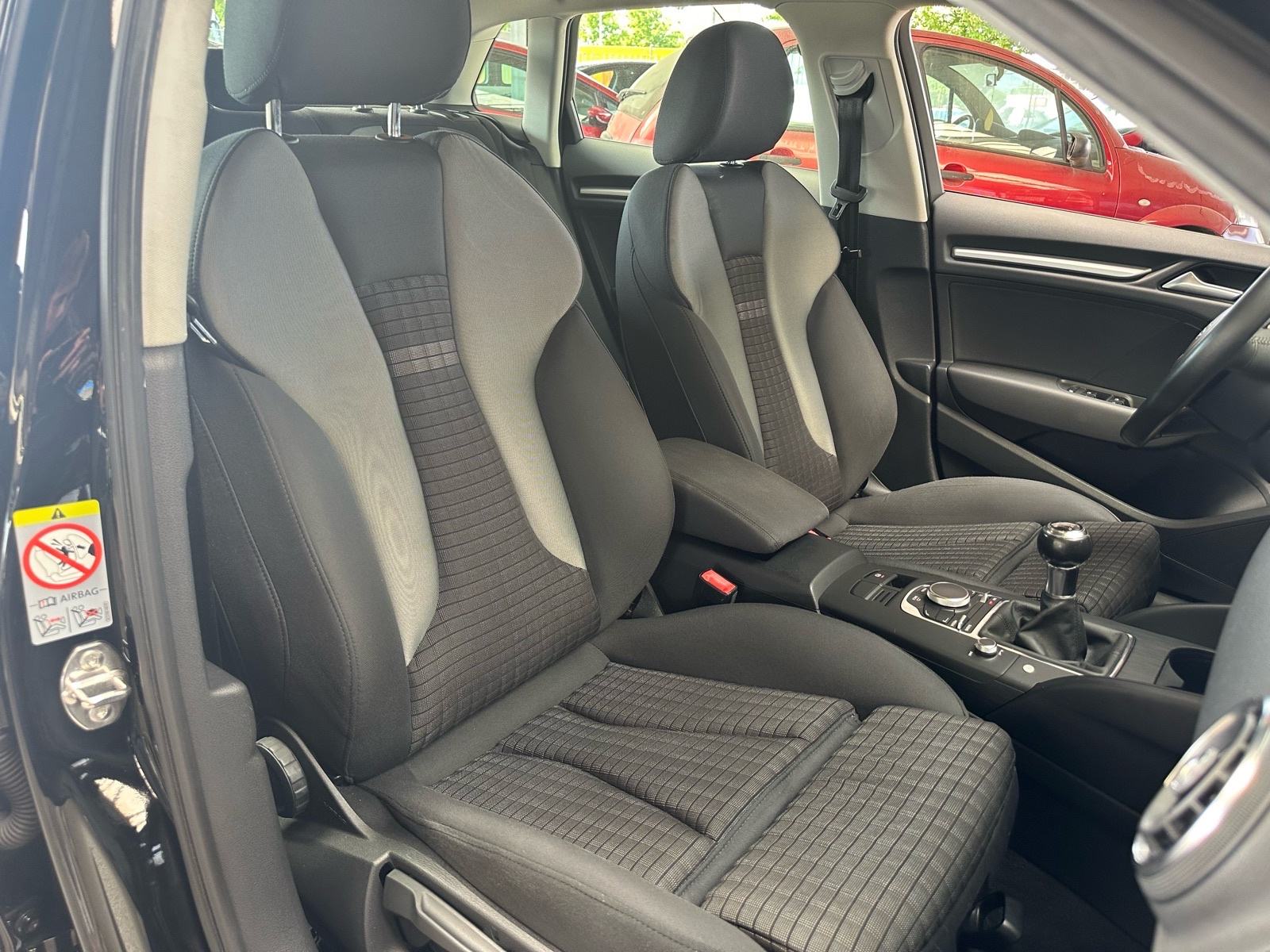 Audi A3 2.0 TDI 150 KS. SPORT *LED* *NAVI* *SERVISNA*, fotografija 14