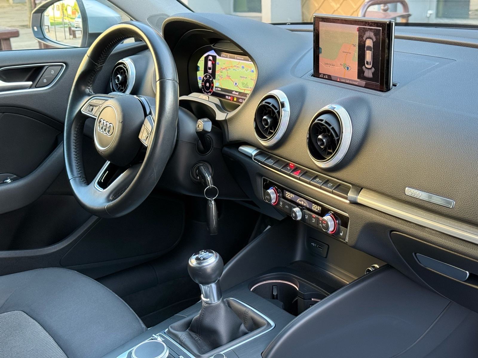 Audi A3 2,0 TDI 150ks 2017.god, BIXENON, NAVIGACIJA, VIRTUAL KOKPIT, fotografija 16