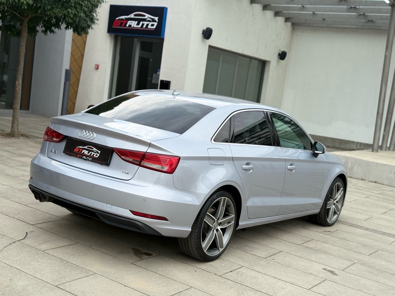 Audi A3 2,0 TDI 150ks 2017.god, BIXENON, NAVIGACIJA, VIRTUAL KOKPIT, fotografija 8